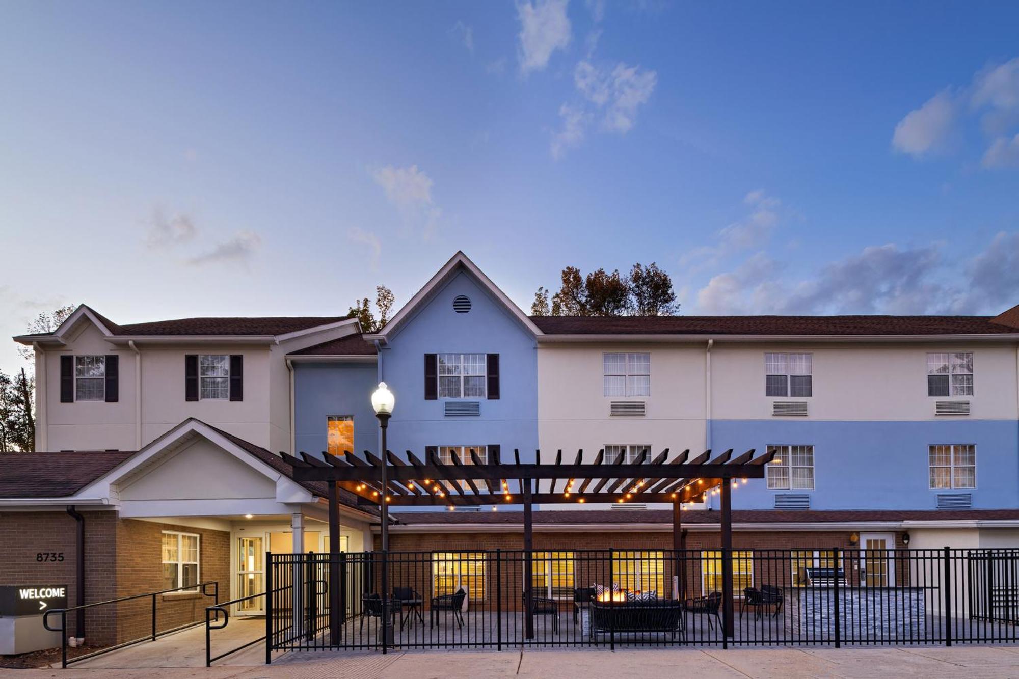 Towneplace Suites By Marriott Baton Rouge South Exterior foto